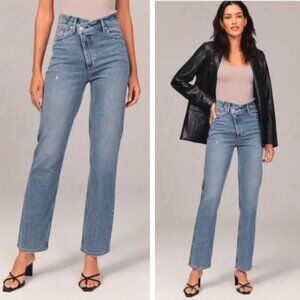 Abercrombie & Fitch The 90's Straight Ultra High Rise Jeans Asymmetrical Waist